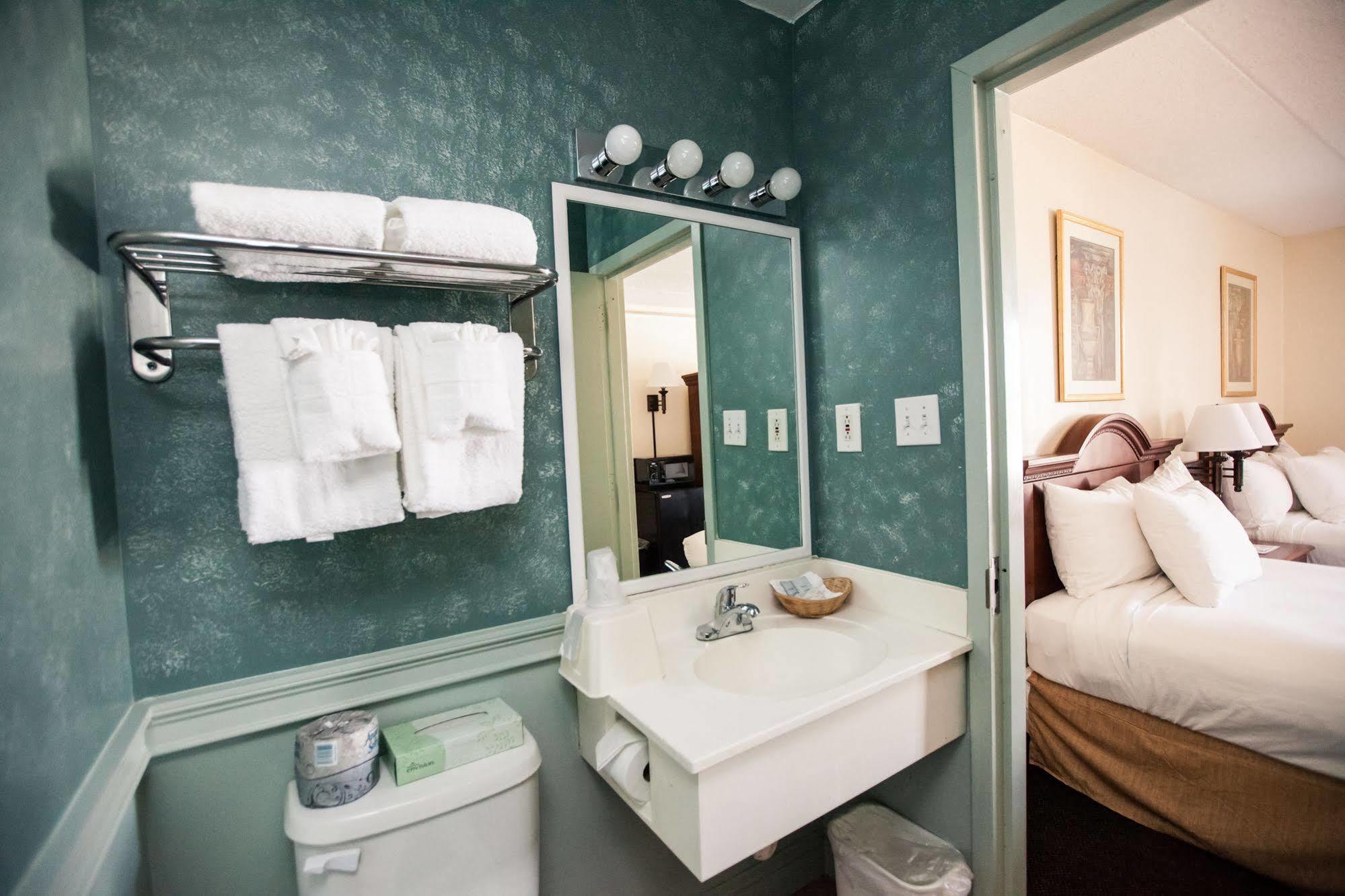 Inns Of Virginia Falls Church Buitenkant foto