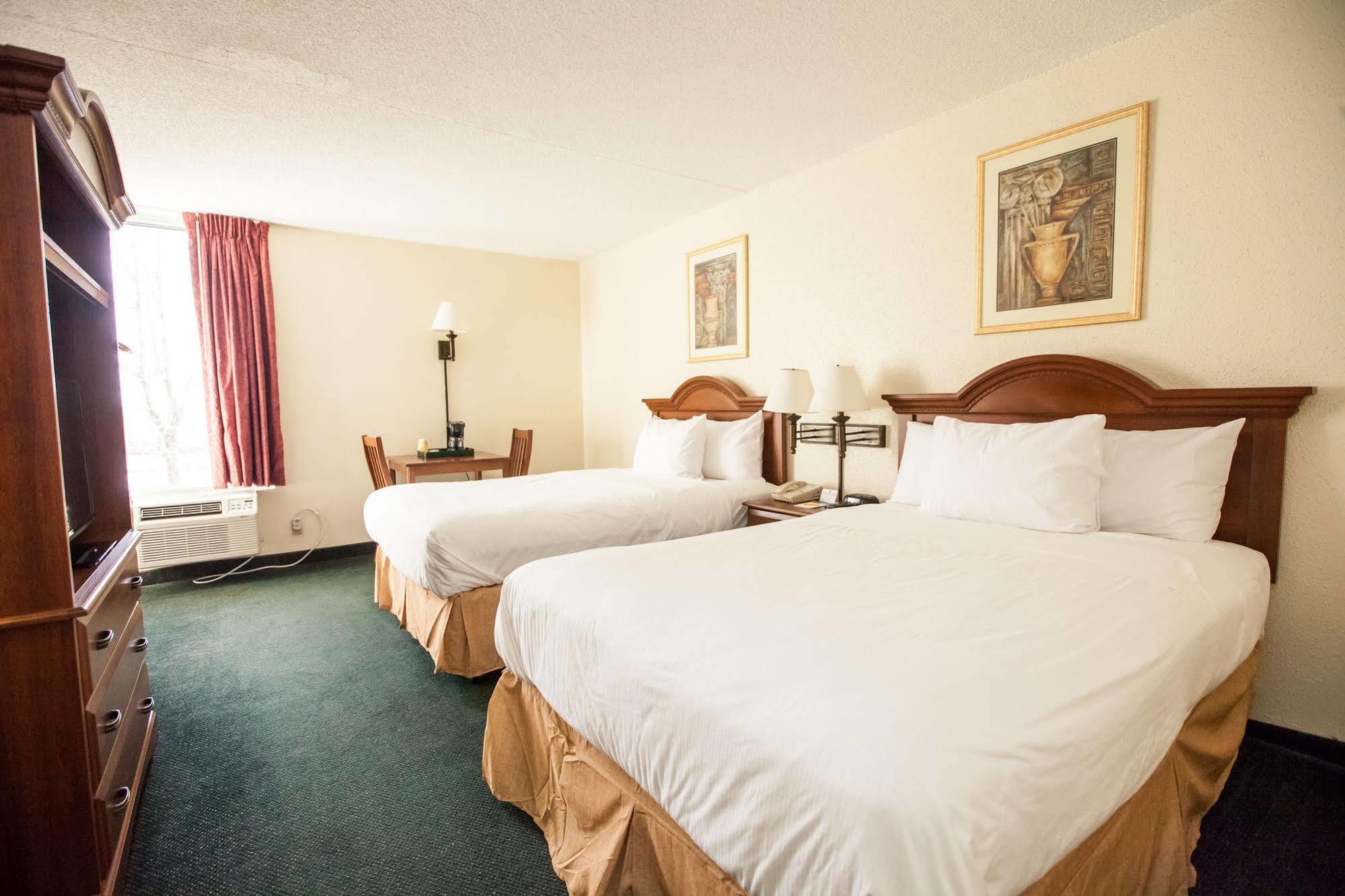 Inns Of Virginia Falls Church Buitenkant foto